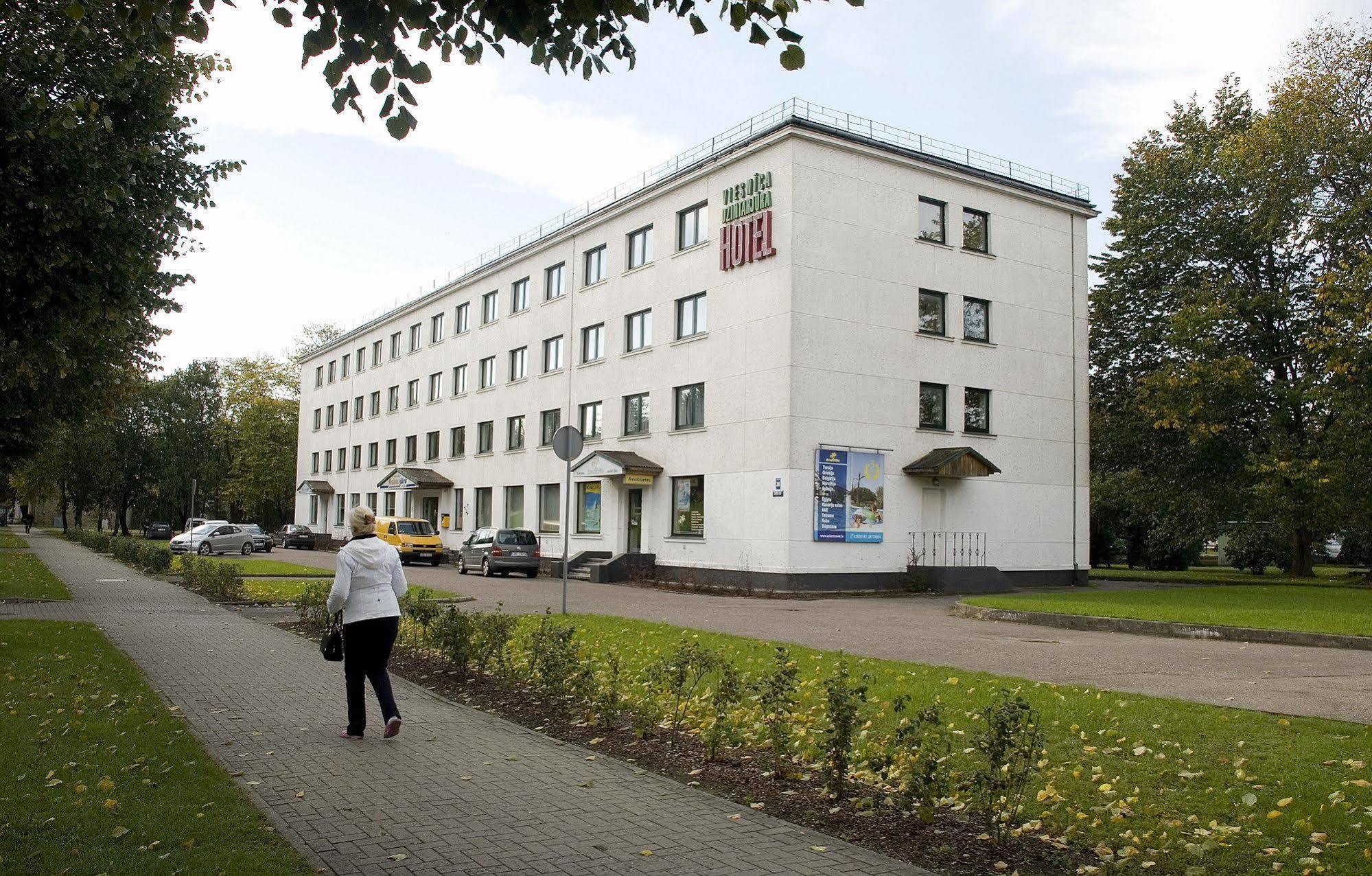 Dzintarjura Hotel Вентспилс Екстериор снимка