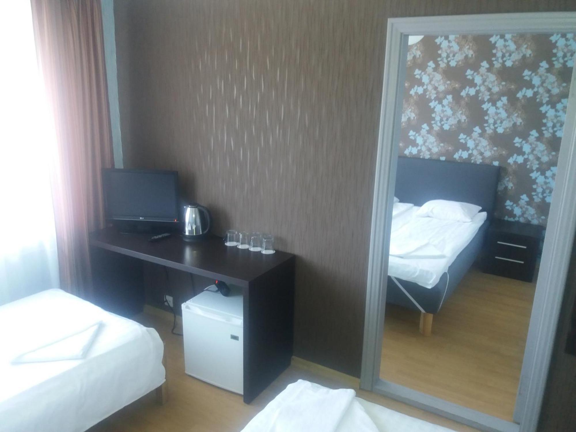 Dzintarjura Hotel Вентспилс Екстериор снимка