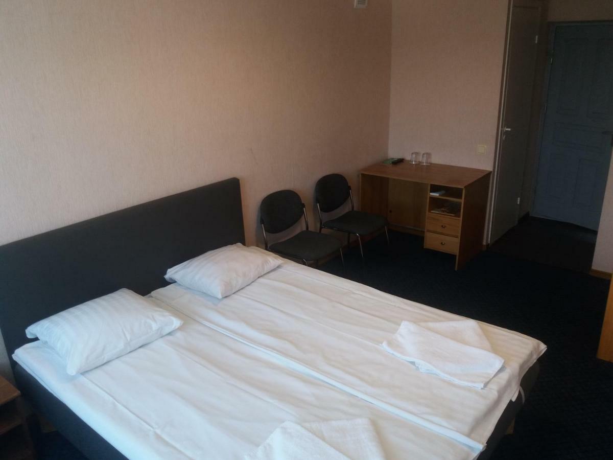 Dzintarjura Hotel Вентспилс Екстериор снимка